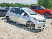 2013 Toyota YARIS фото