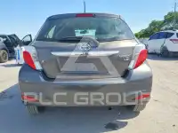 2013 Toyota YARIS фото