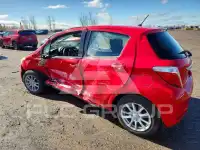 2013 Toyota YARIS фото