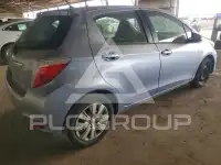 2013 Toyota YARIS фото