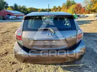 2013 Toyota PRIUS photo