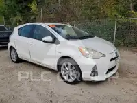 2013 Toyota PRIUS фото