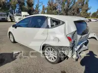 2013 Toyota PRIUS photo