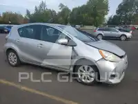 2013 Toyota PRIUS фото