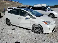 2013 Toyota PRIUS фото