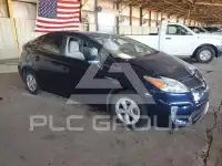2013 Toyota PRIUS фото