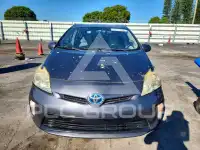2013 Toyota PRIUS фото