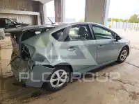 2013 Toyota PRIUS фото