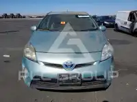 2013 Toyota PRIUS фото