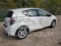 2013 Toyota PRIUS фото