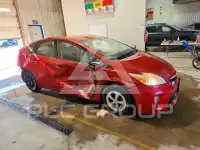 2013 Toyota PRIUS фото