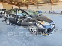 2013 Toyota PRIUS фото