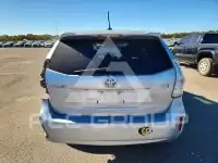 2013 Toyota PRIUS фото