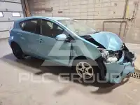 2013 Toyota PRIUS фото