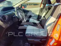 2013 Toyota PRIUS фото