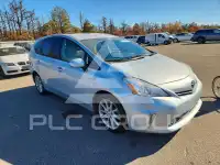 2013 Toyota PRIUS фото