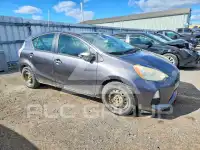 2013 Toyota PRIUS фото