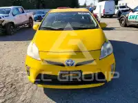 2013 Toyota PRIUS фото