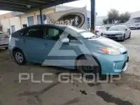 2013 Toyota PRIUS фото