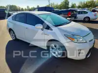 2013 Toyota PRIUS фото
