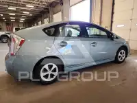 2013 Toyota PRIUS фото