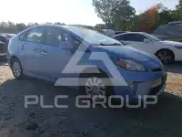 2013 Toyota PRIUS фото