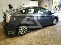 2013 Toyota PRIUS photo