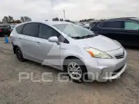 2013 Toyota PRIUS photo