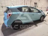 2013 Toyota PRIUS фото