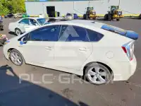 2013 Toyota PRIUS фото