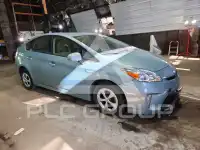 2013 Toyota PRIUS фото