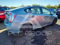 2013 Toyota PRIUS фото