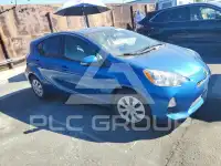 2013 Toyota PRIUS фото