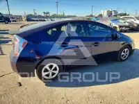 2013 Toyota PRIUS фото