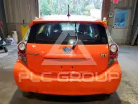 2013 Toyota PRIUS фото