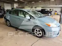 2013 Toyota PRIUS фото