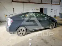 2013 Toyota PRIUS фото