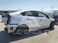 2013 Toyota PRIUS фото