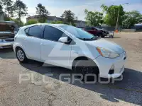 2013 Toyota PRIUS photo