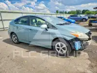 2013 Toyota PRIUS фото