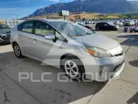 2013 Toyota PRIUS photo
