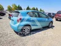 2013 Toyota PRIUS фото