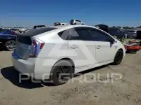 2013 Toyota PRIUS photo
