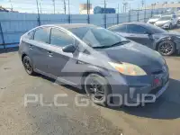 2013 Toyota PRIUS фото