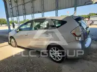 2013 Toyota PRIUS фото