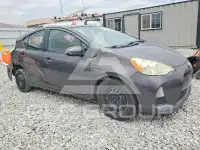 2013 Toyota PRIUS фото