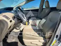 2013 Toyota PRIUS фото
