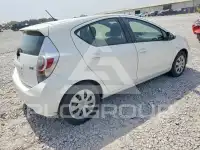2013 Toyota PRIUS фото