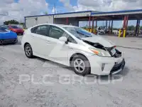2013 Toyota PRIUS photo
