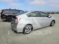 2013 Toyota PRIUS фото